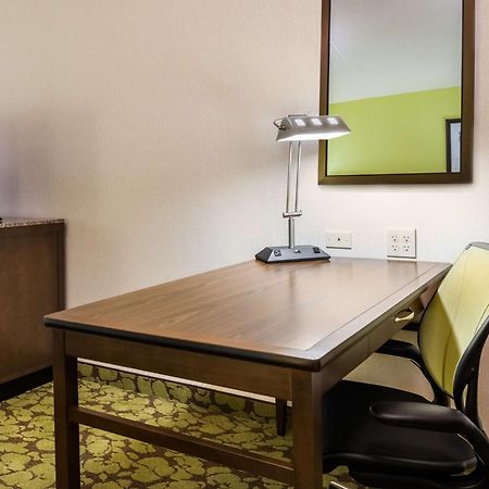 Hilton Garden Inn Wayne Eksteriør bilde