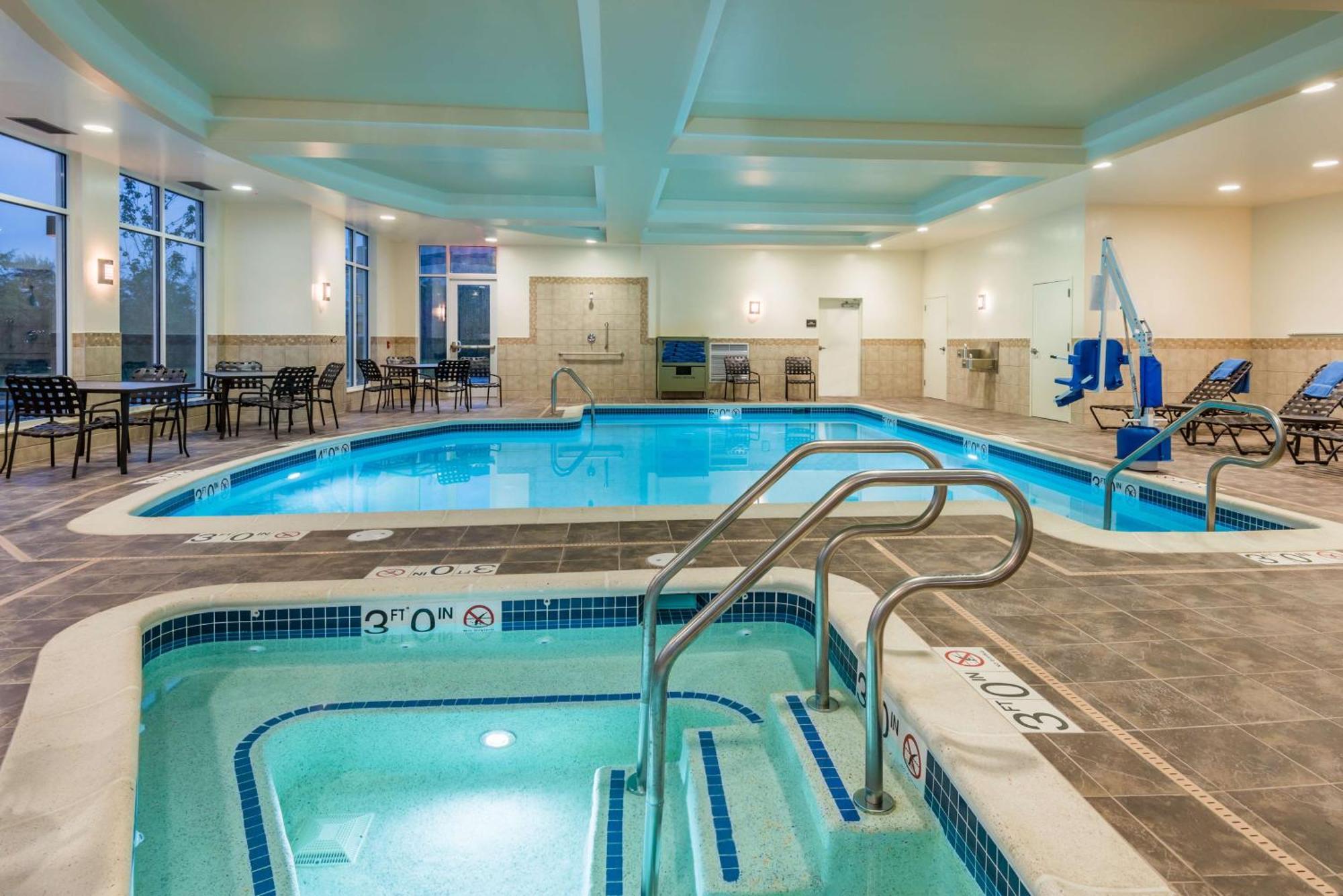 Hilton Garden Inn Wayne Eksteriør bilde