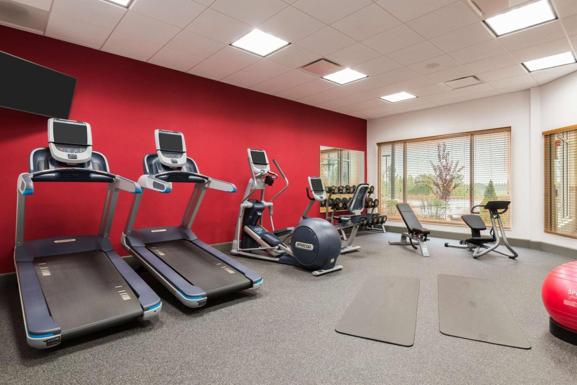 Hilton Garden Inn Wayne Eksteriør bilde