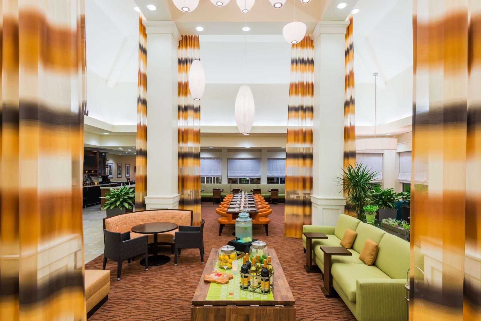 Hilton Garden Inn Wayne Eksteriør bilde